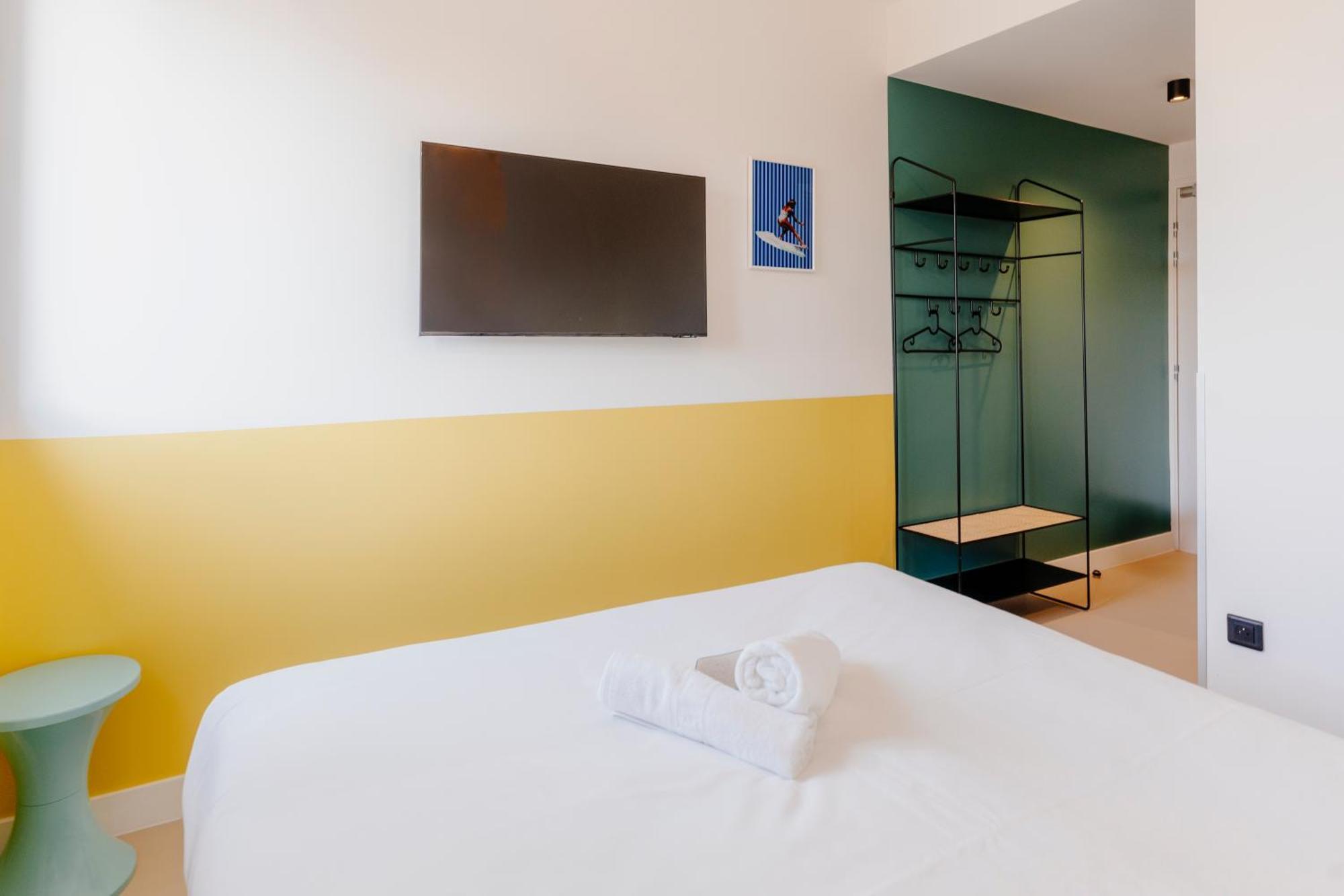 The People Caen Hotel Luaran gambar